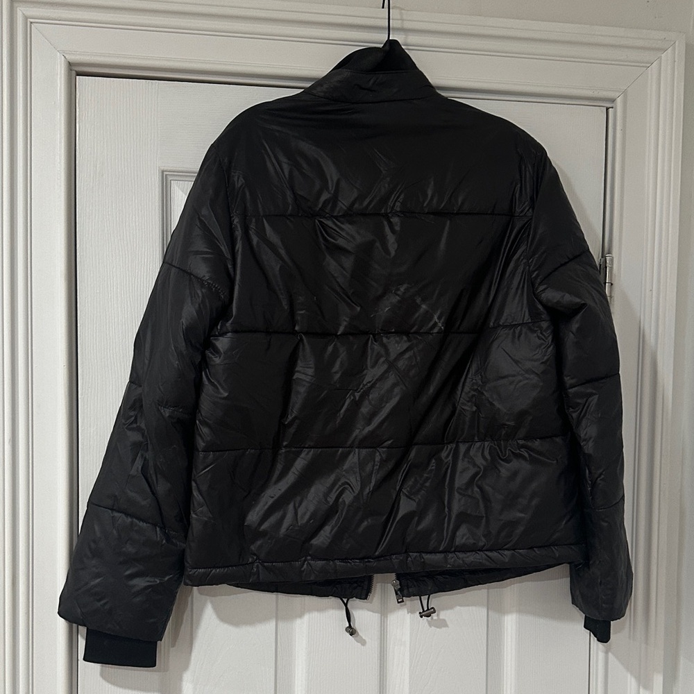 UGG Women's Black Puffer Jacket - Picture 9 of 13
